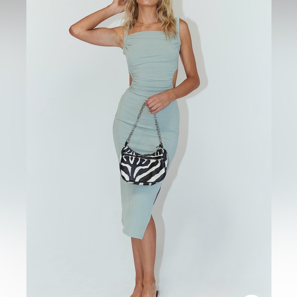 Princess polly midi dress - IN BLACK - never worn